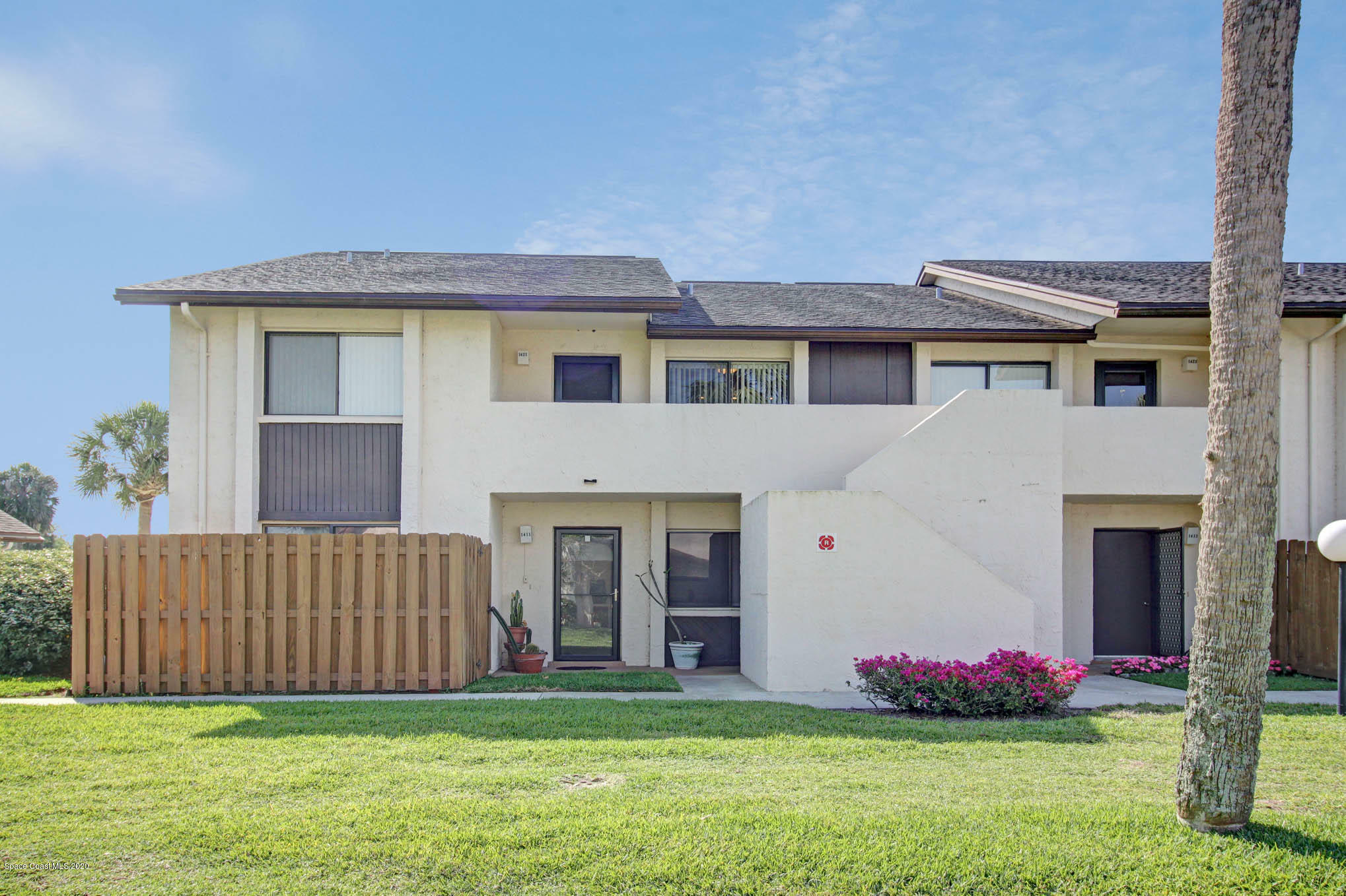 Property Photo: 2125 Golf Isle Drive FL 32935