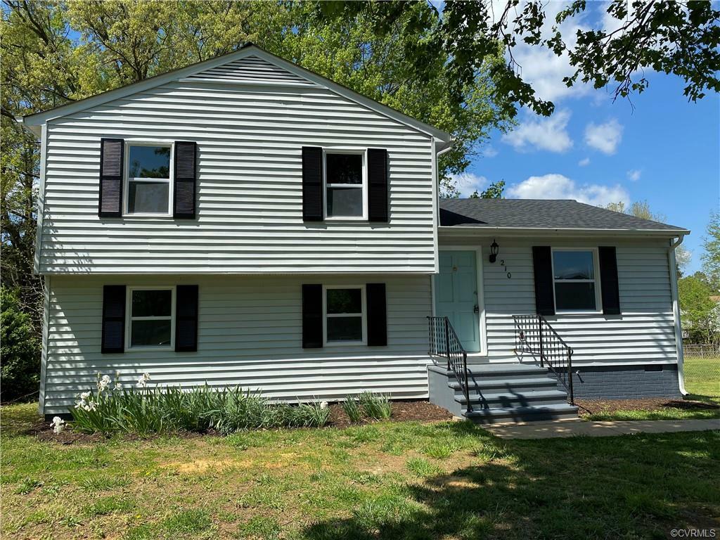 Property Photo:  210 Sanderling Avenue  VA 23150 