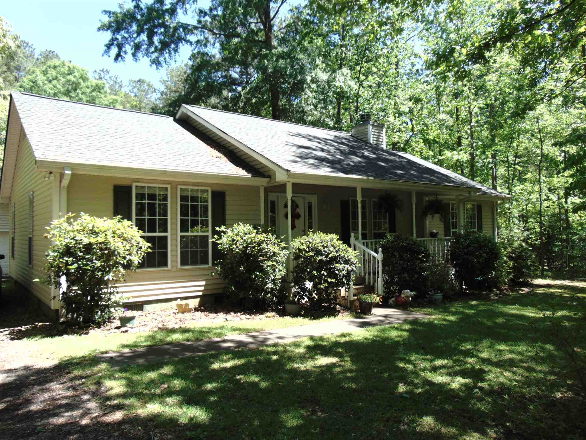 Property Photo:  152 Phoenix Drive  GA 31024 