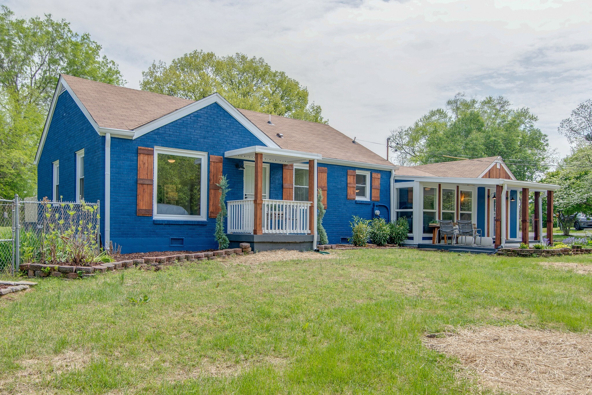 Property Photo:  724 Drummond Dr  TN 37211 