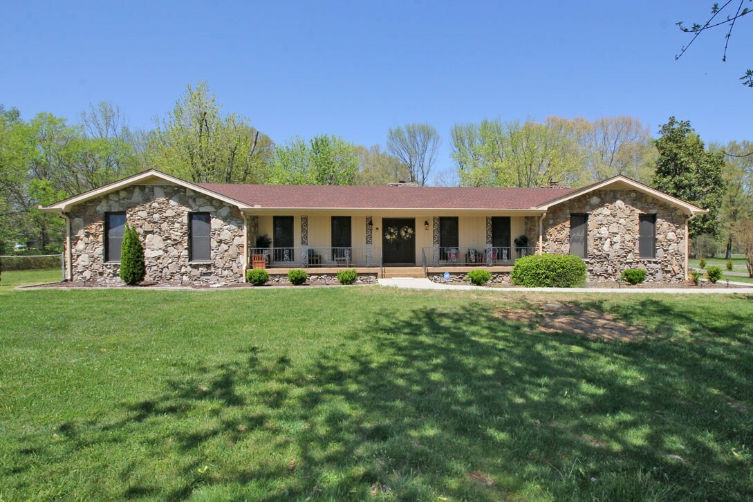 Property Photo:  7316 Highway 76 E  TN 37172 