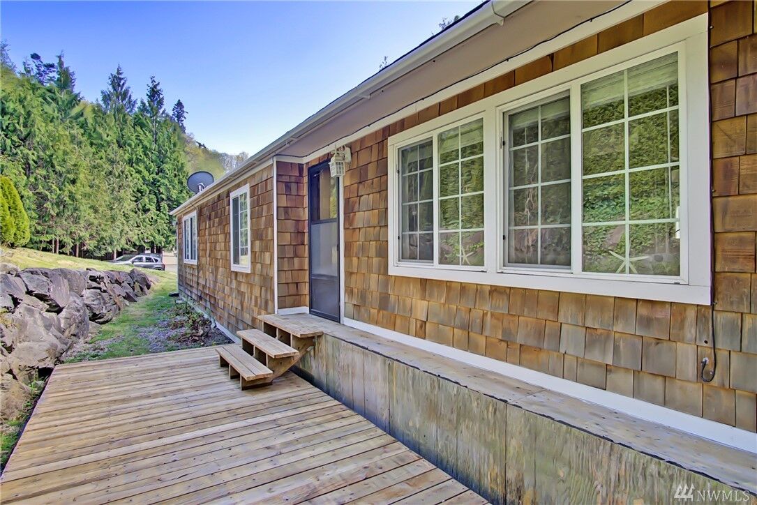 Property Photo:  28925  4th Place S  WA 98198 