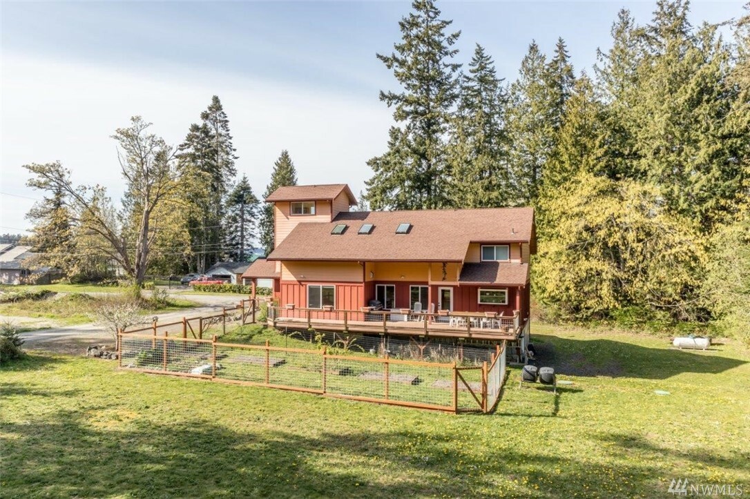 Property Photo:  343 Hadlock Bay Rd  WA 98339 