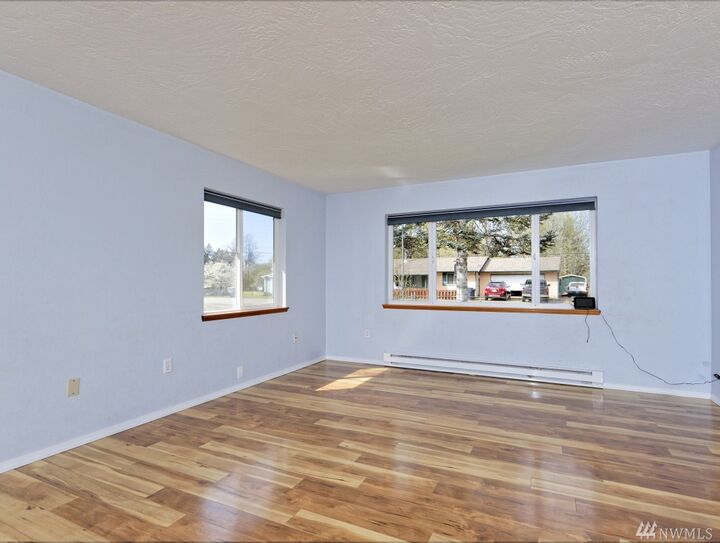 Property Photo:  519  Fir Street  WA 98584 