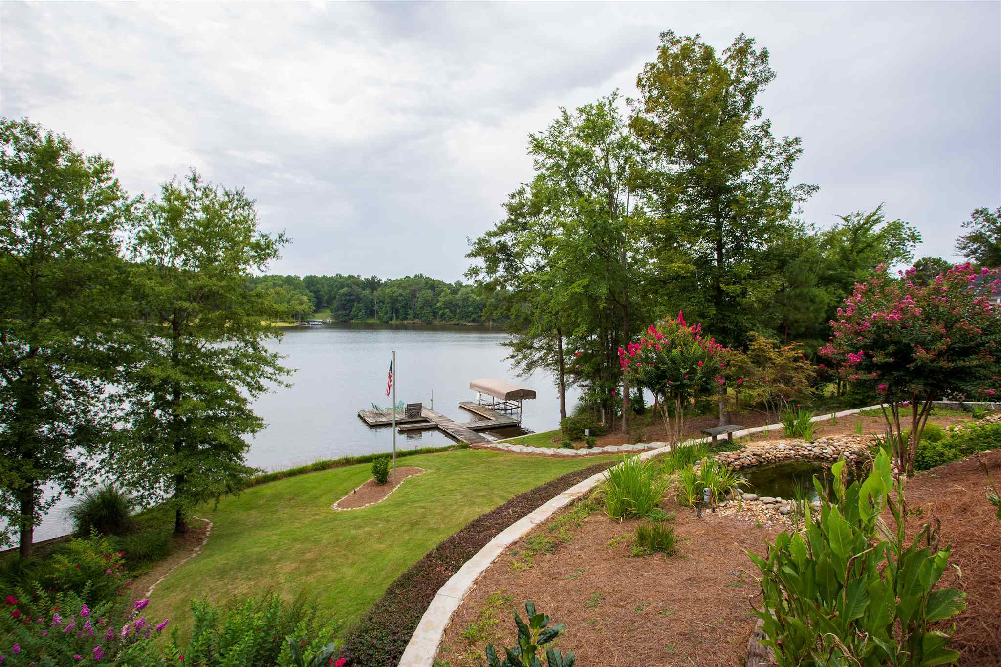 Property Photo: 1121 Fleur De Lac Lane GA 30642