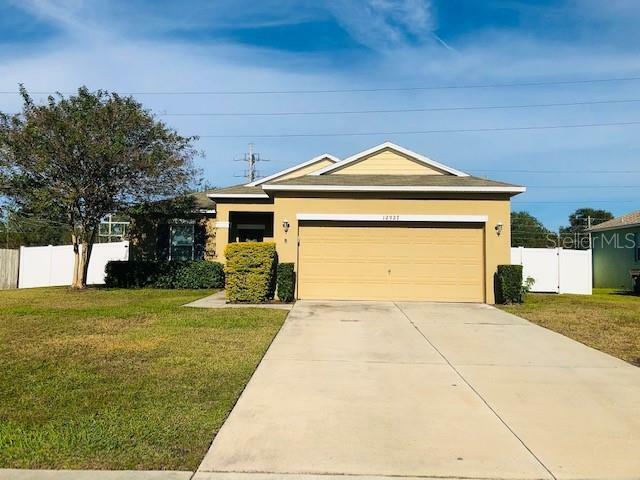 Property Photo:  12927 Scout Court  FL 32735 