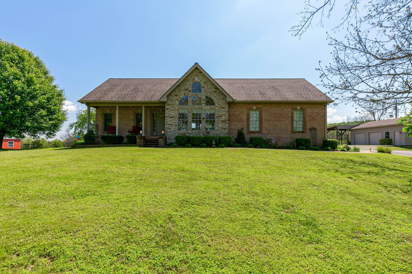 Property Photo: 609 Statesville Rd TN 37184