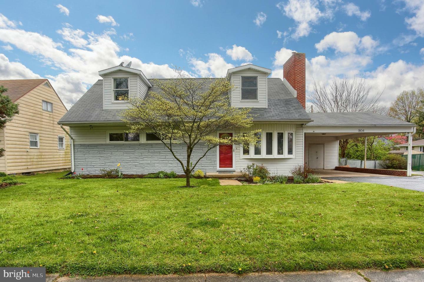 Property Photo: 1804 Carlisle Road PA 17011