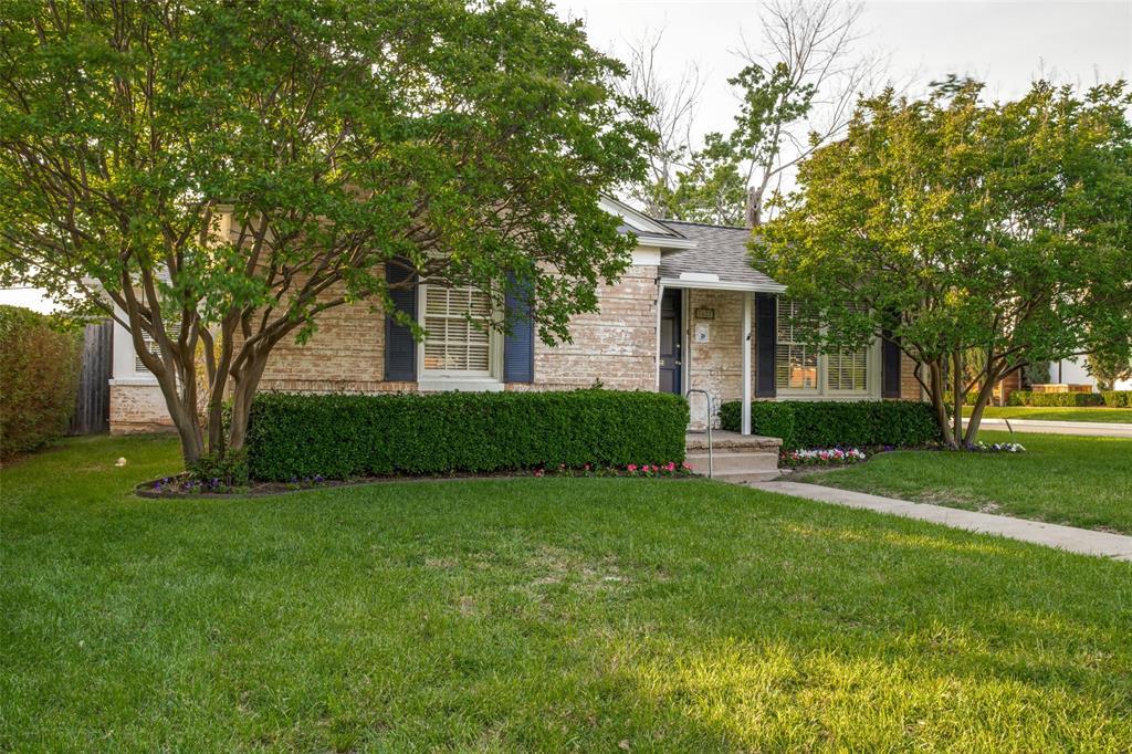 Property Photo:  3627 S Versailles Avenue  TX 75209 