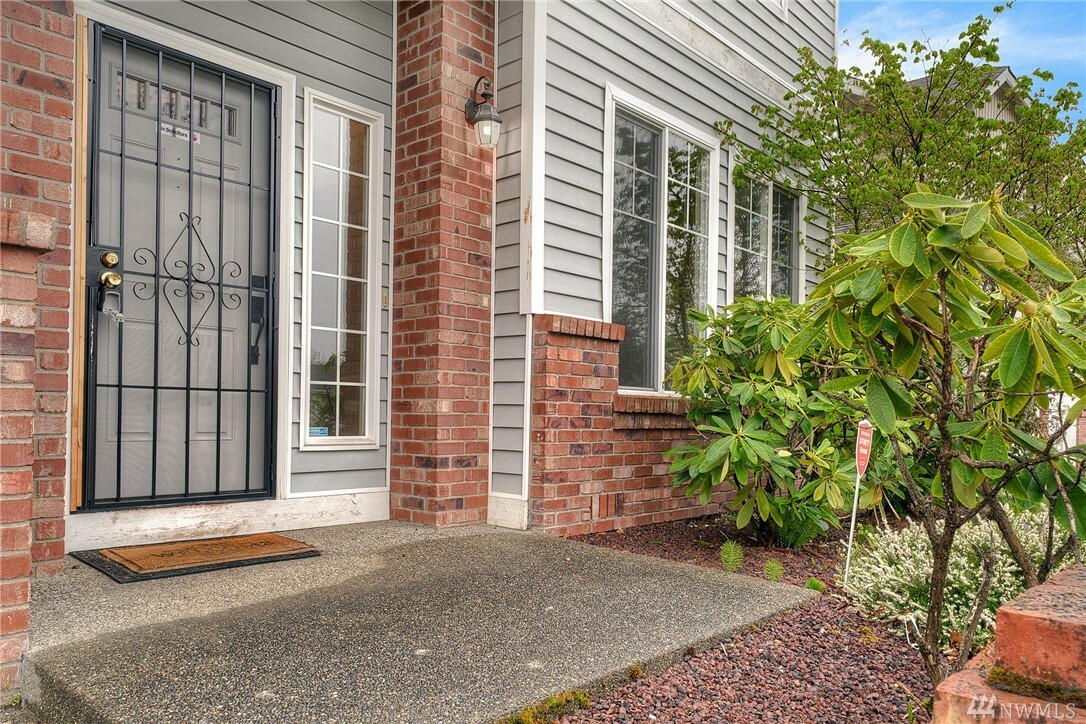 Property Photo: 14819 80th Ave E WA 98375