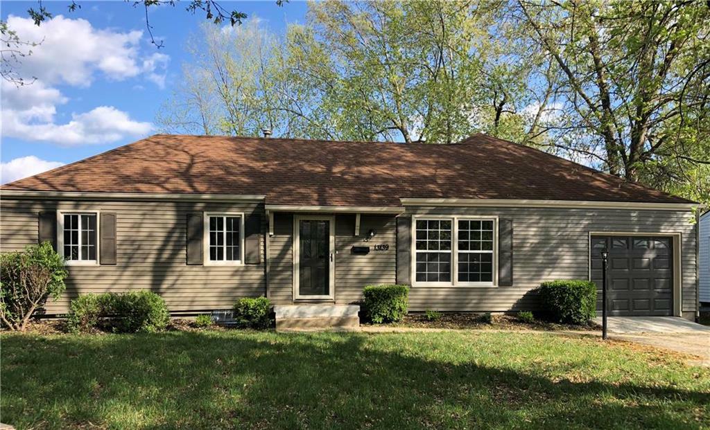 Property Photo: 13139 Ashland Avenue MO 64030