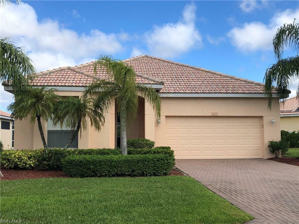 Property Photo: 4639 Baincrest Court FL 33973