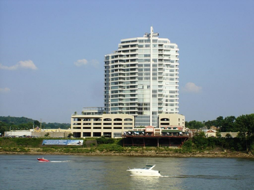 Property Photo:  400 Riverboat Row  KY 41071 