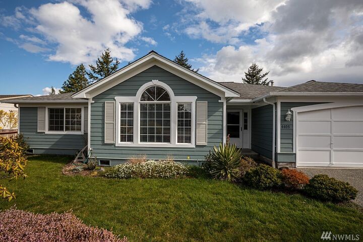 Property Photo: 4405 Glasgow Way WA 98221