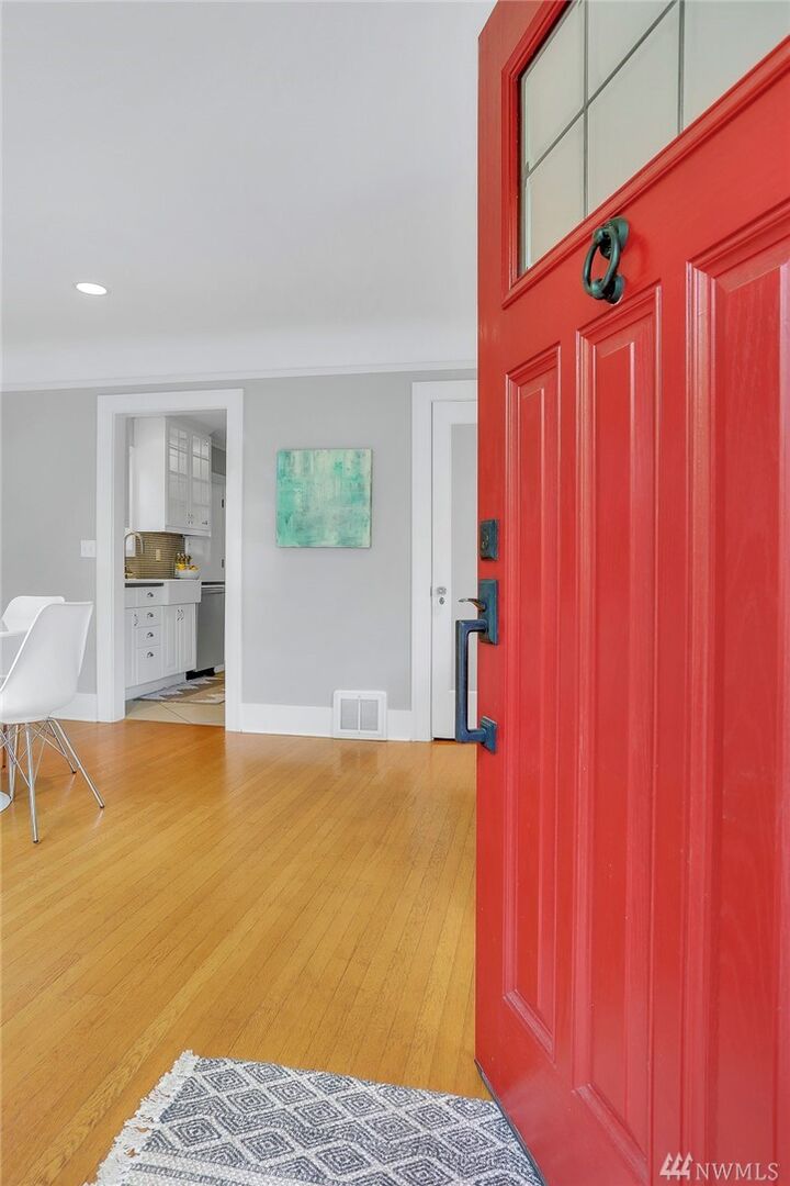 Property Photo: 6742 7th Avenue NW WA 98117