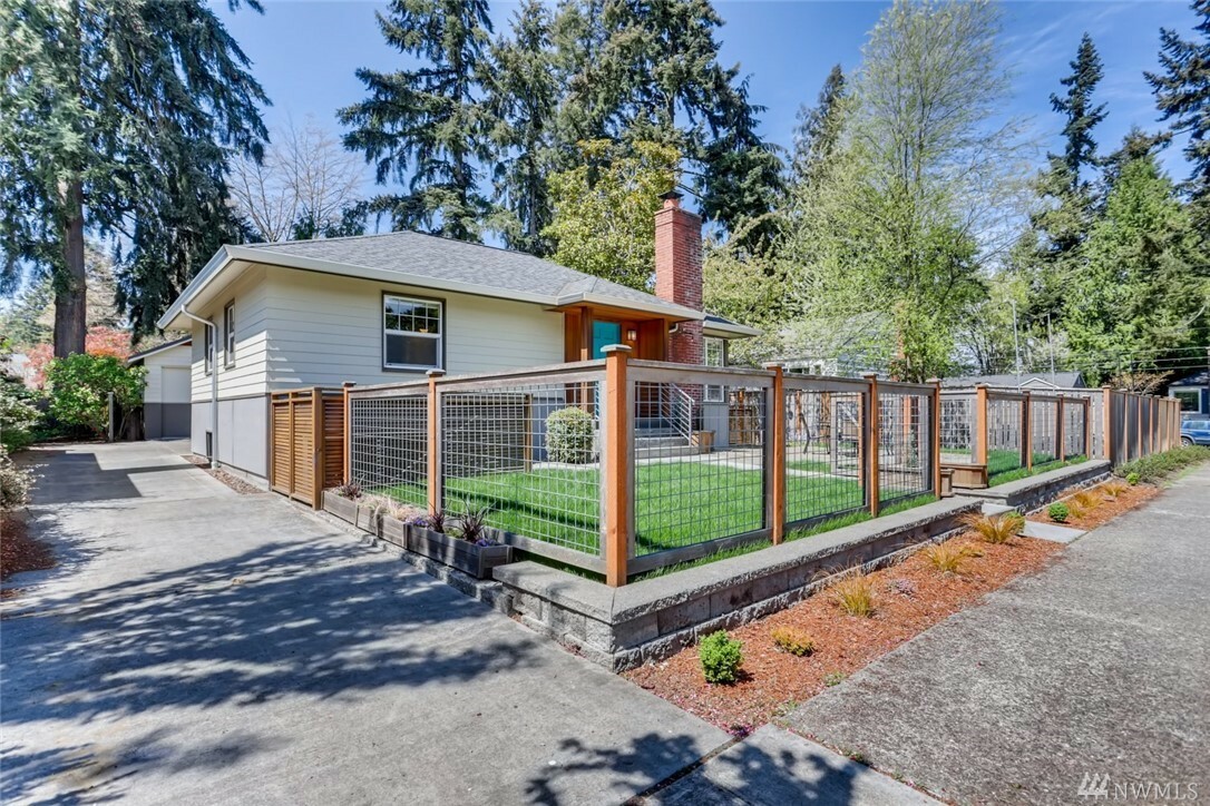 Property Photo:  8051 37th Ave NE  WA 98115 