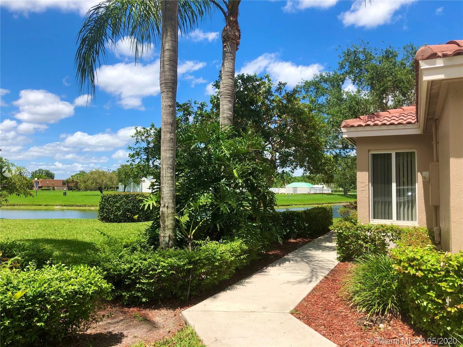 Property Photo: 1652 SW 109th Ter FL 33324