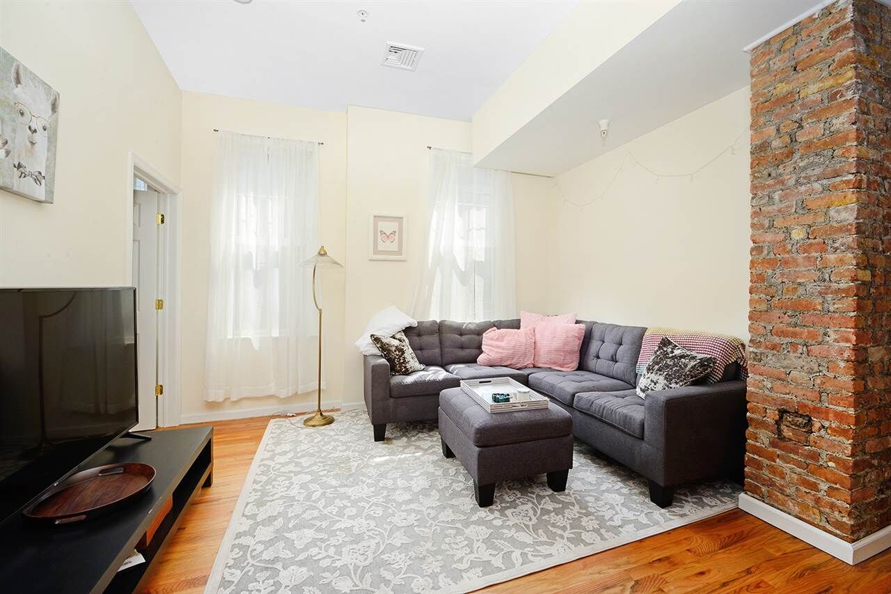 Property Photo:  523 Palisade Ave 2F  NJ 07307 