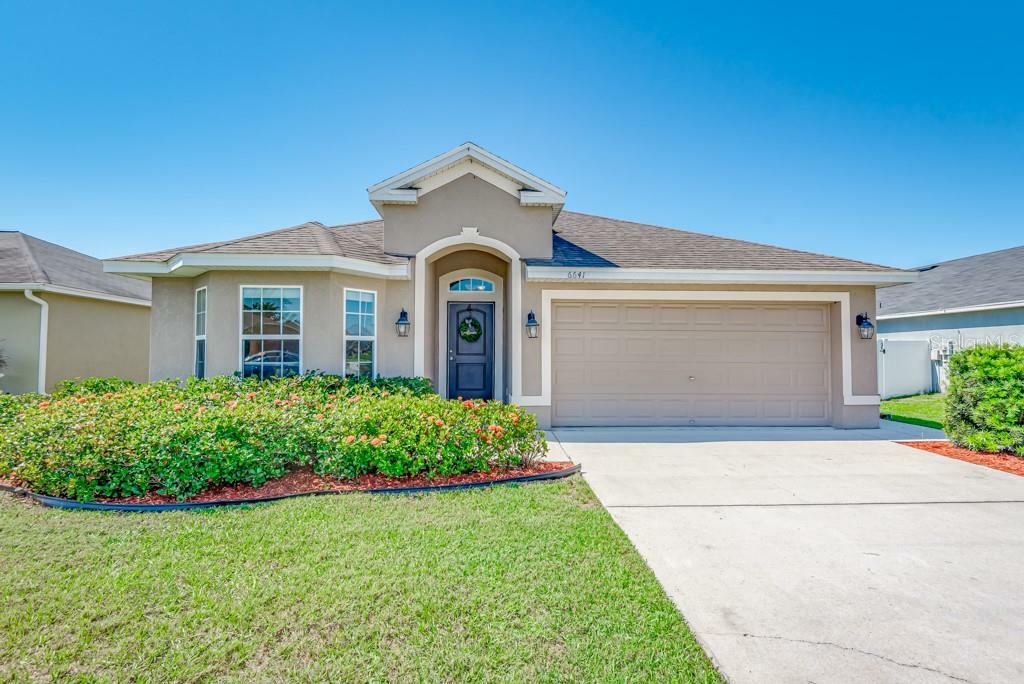 Property Photo:  6641 Crescent Loop  FL 33884 