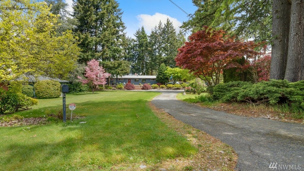 Property Photo:  4611 W View Dr  WA 98203 