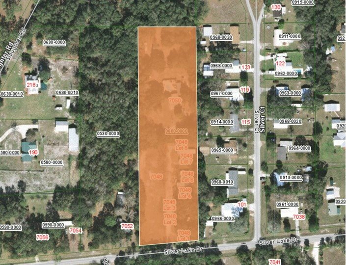 Property Photo:  7050 Silver Lake Dr  FL 32177 