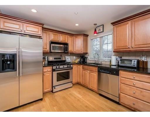Property Photo: 15 Bacon Street 5 MA 02451