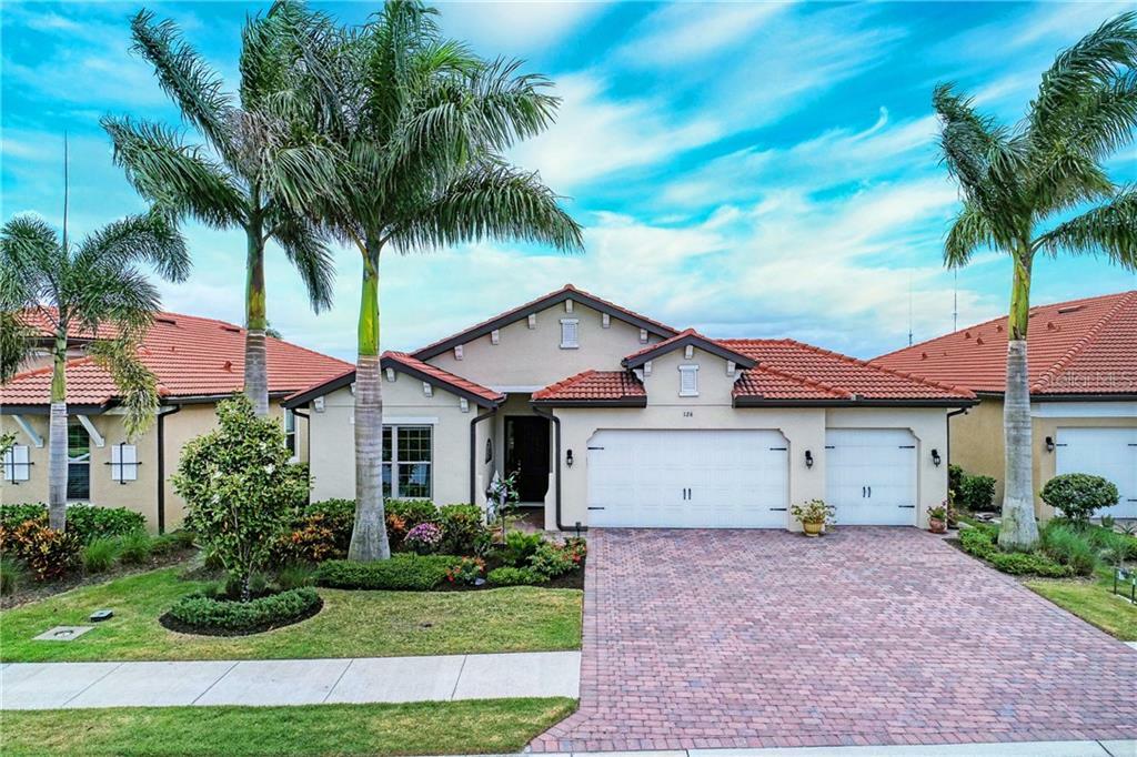 Property Photo: 126 Toscavilla Boulevard FL 34275