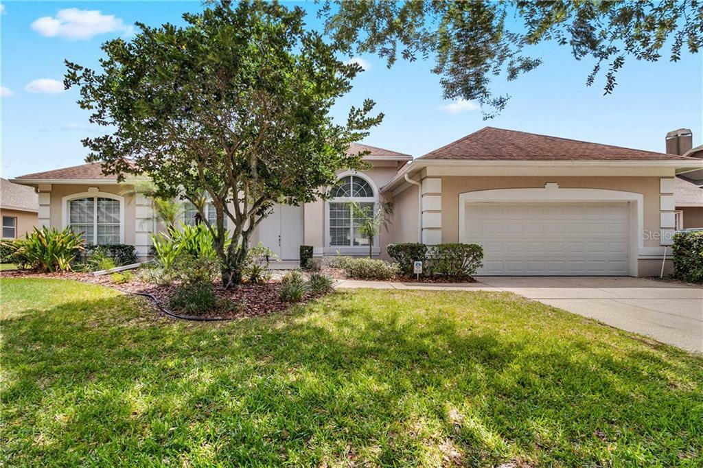 Property Photo:  8136 Belshire Drive  FL 32835 