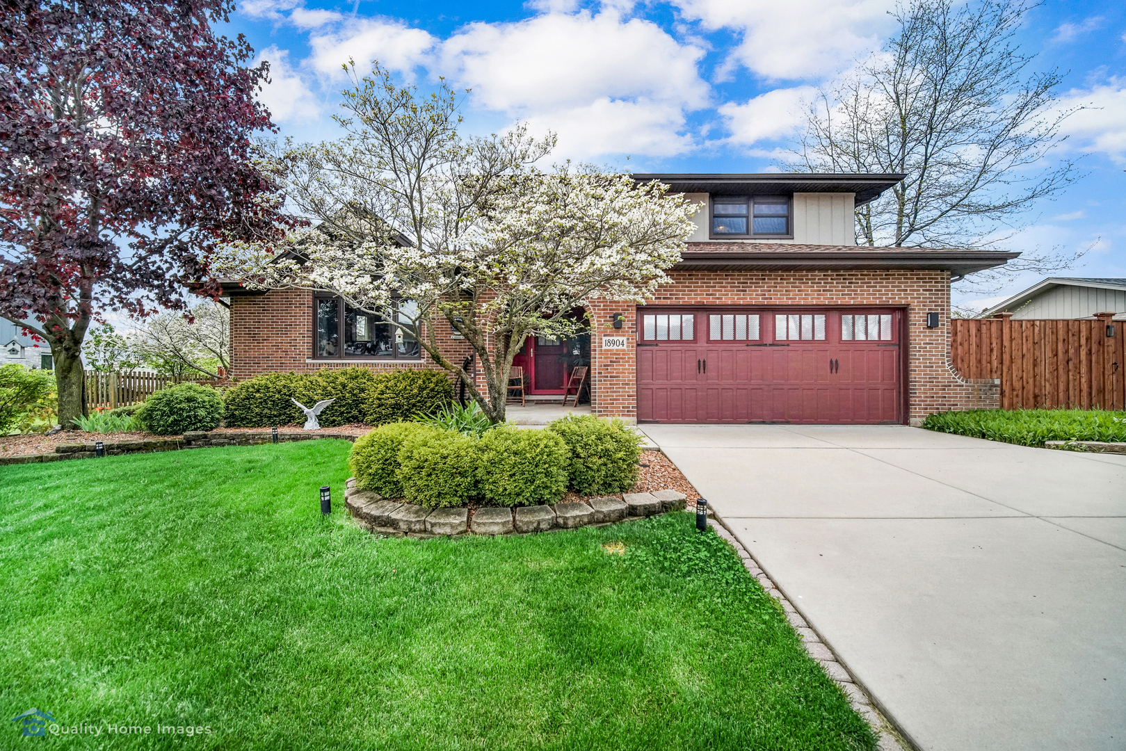 Property Photo:  18904 Parkway Lane  IL 60448 