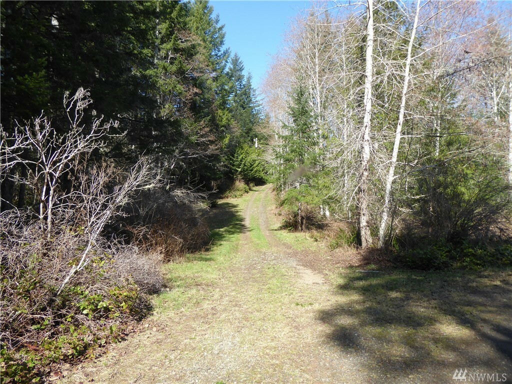 Property Photo:  2 W Wilderness Ln  WA 98380 