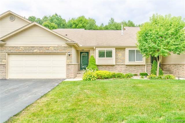 Property Photo: 37514 S Dianne Lane MI 48164