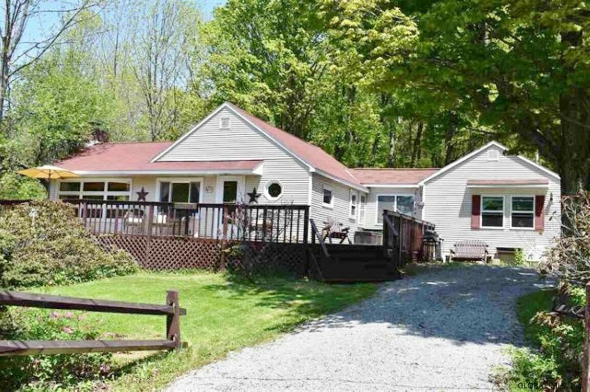 Property Photo:  202 Summit Lake Road  NY 12175 