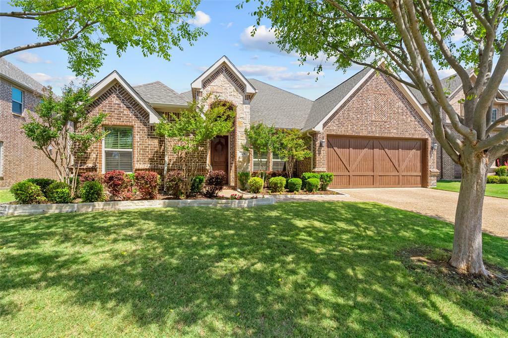 Property Photo:  204 Honeysuckle Way  TX 75028 