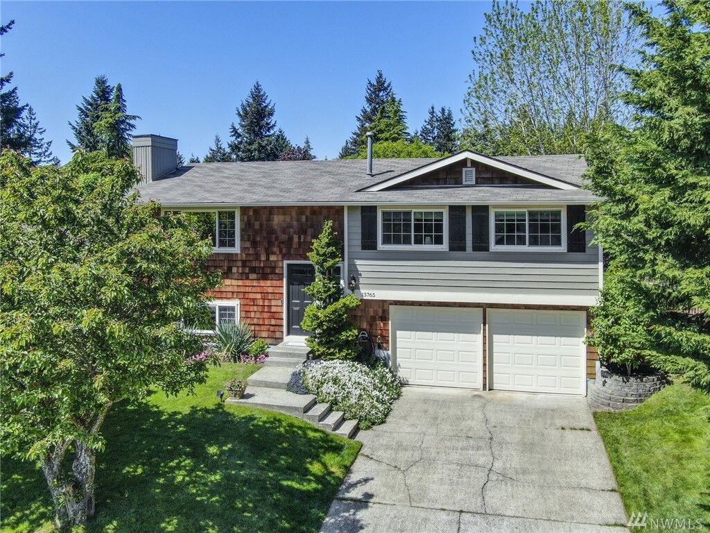 Property Photo: 13765 93rd Avenue NE WA 98034