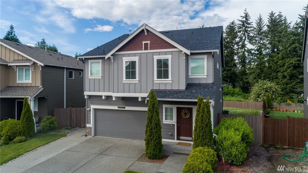 Property Photo: 5033 40th Street NE WA 98422