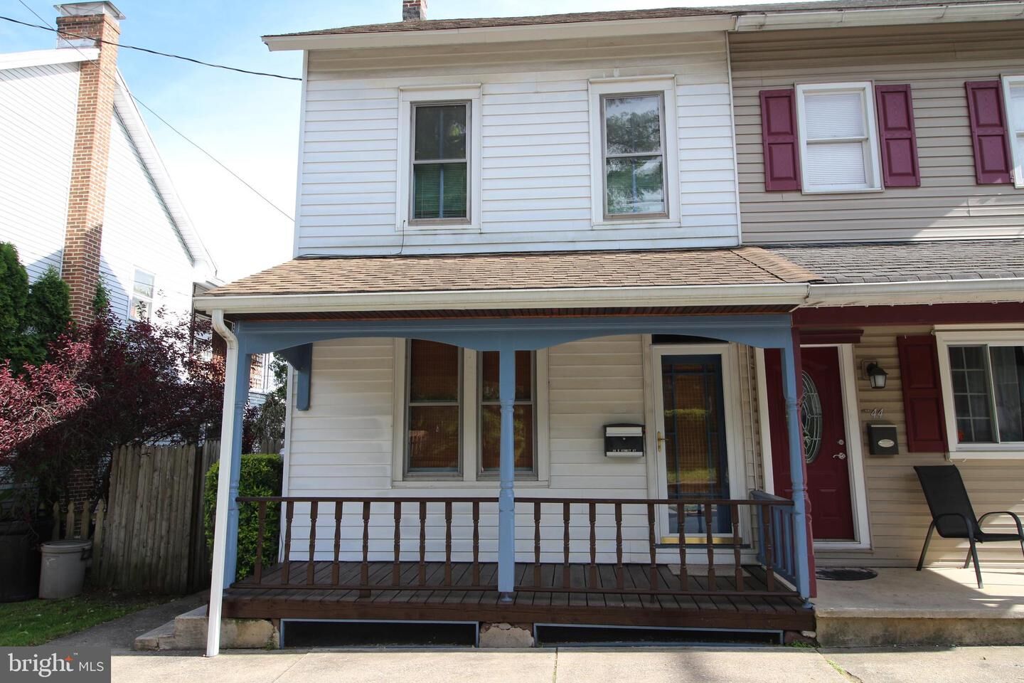 Property Photo: 46 E Summit Street PA 19540