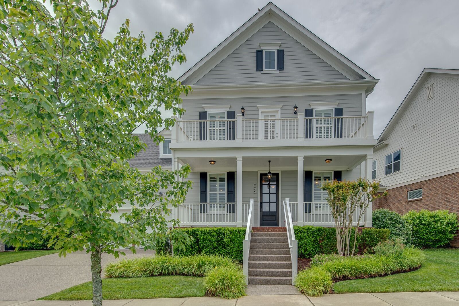 Property Photo:  425 Avon River Rd  TN 37064 