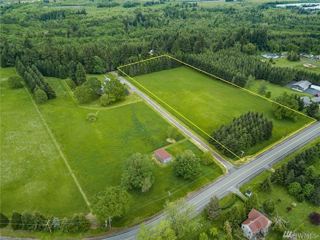 Property Photo: 2 S Military Rd WA 98596