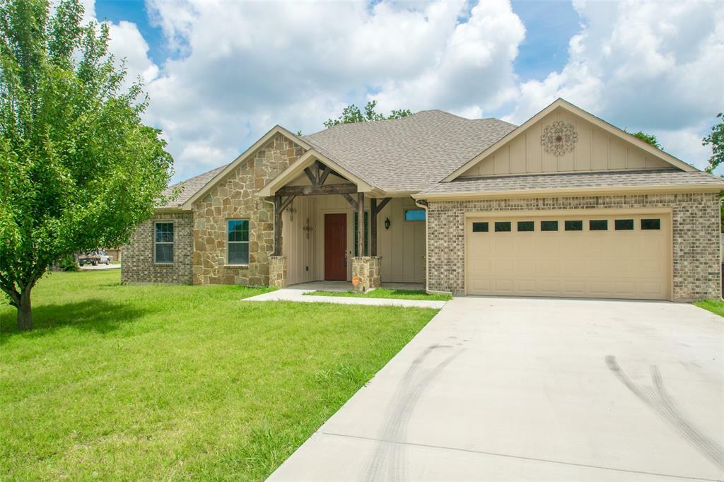 Property Photo:  342 W Huffman Street  TX 76249 