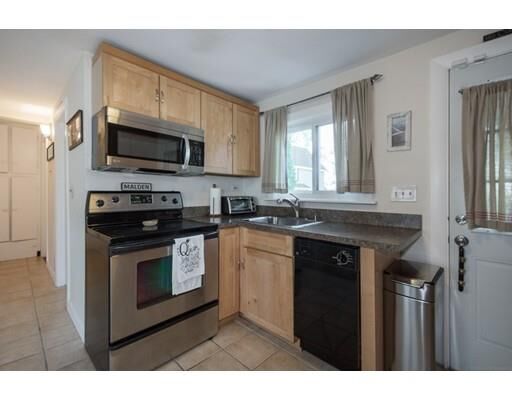 Property Photo: 9 Queenwood Terrace MA 02148