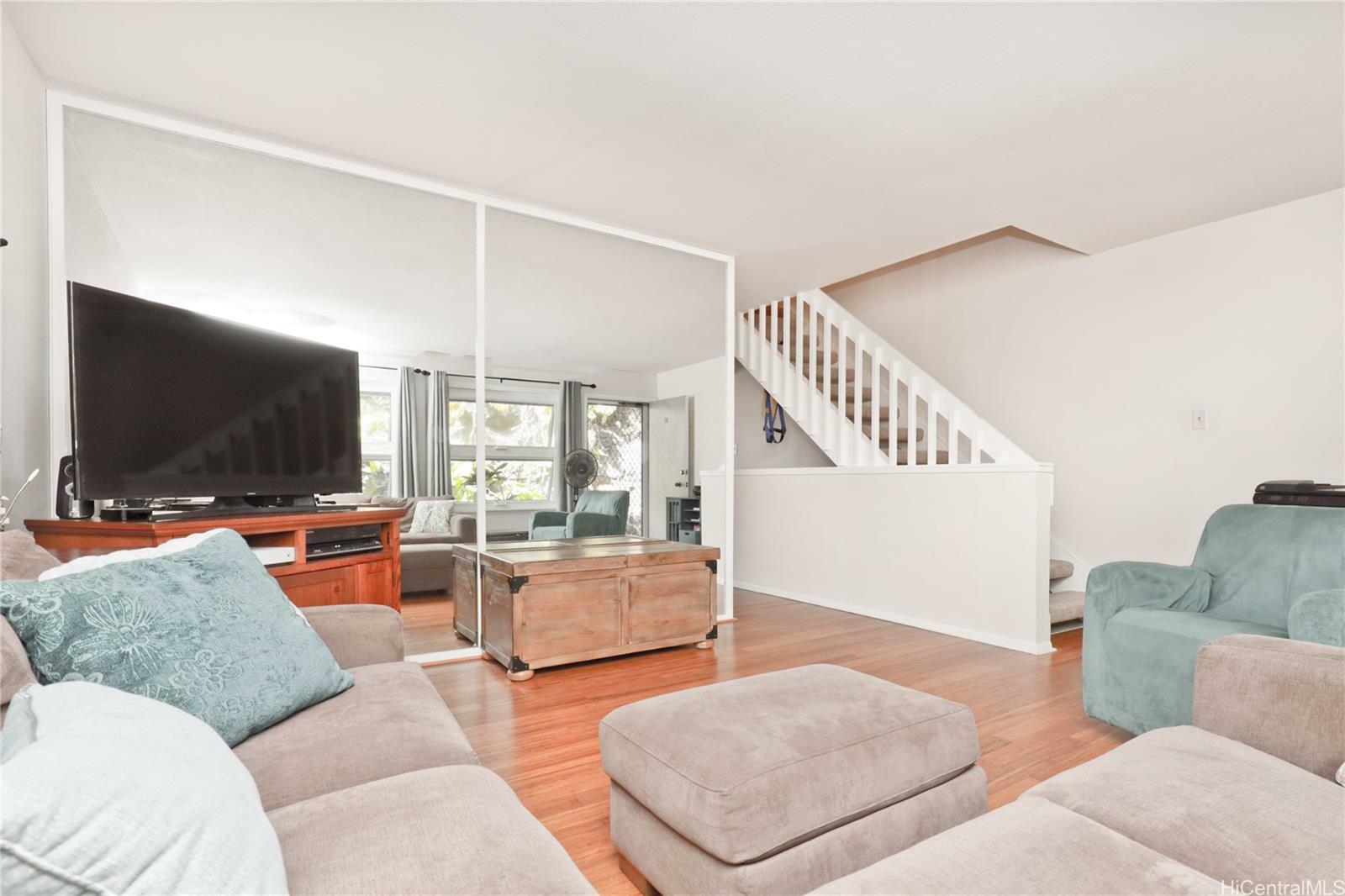 Property Photo:  1096 Wainiha Street E  HI 96825 