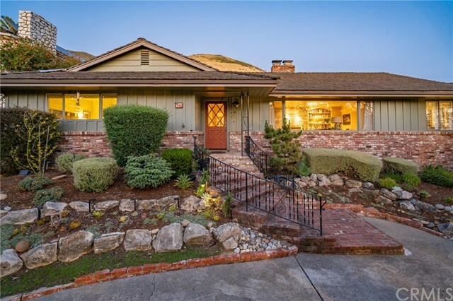 Property Photo:  1715 Alta Street  CA 93401 