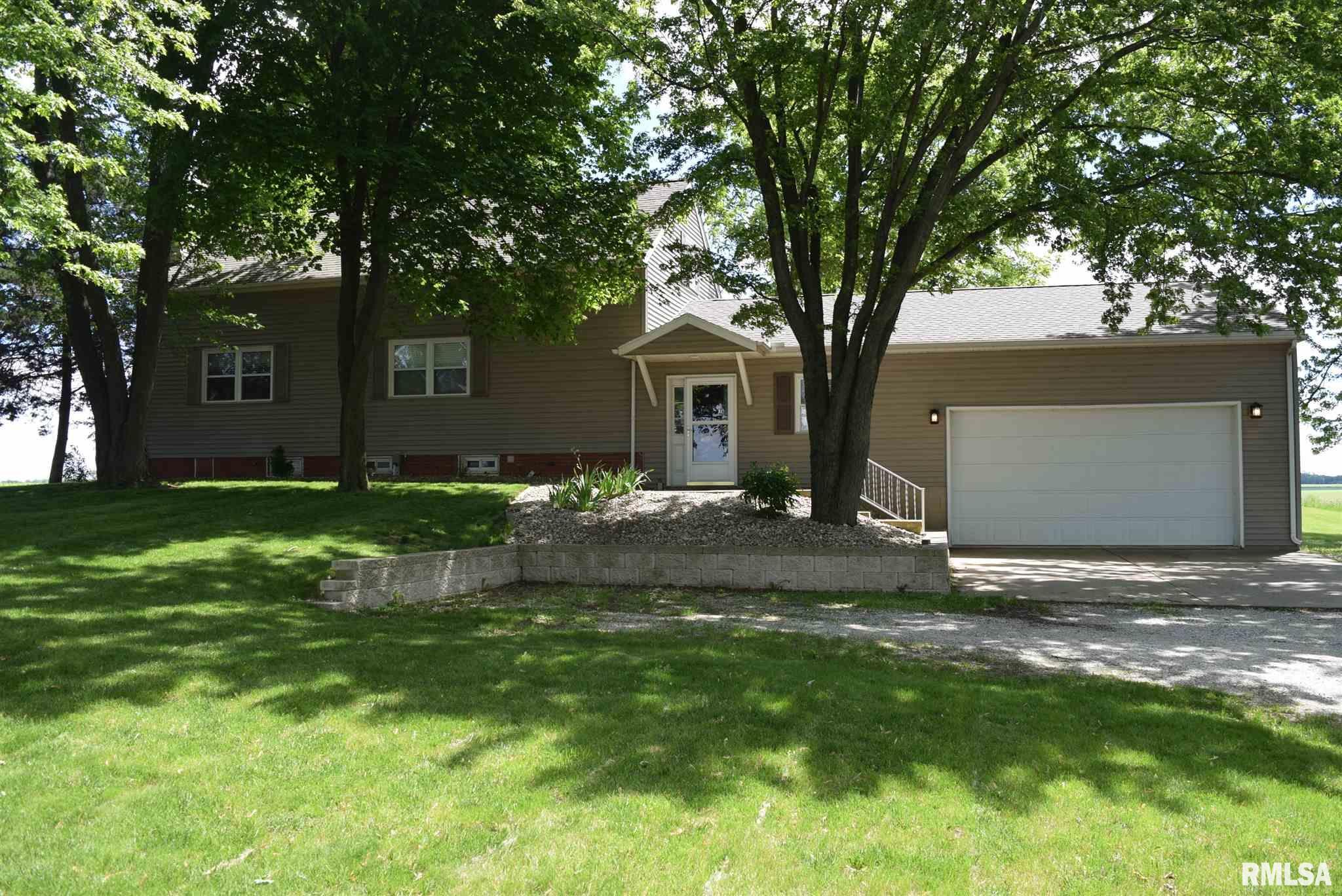 Property Photo: 15106 N State Route 40 IL 61526