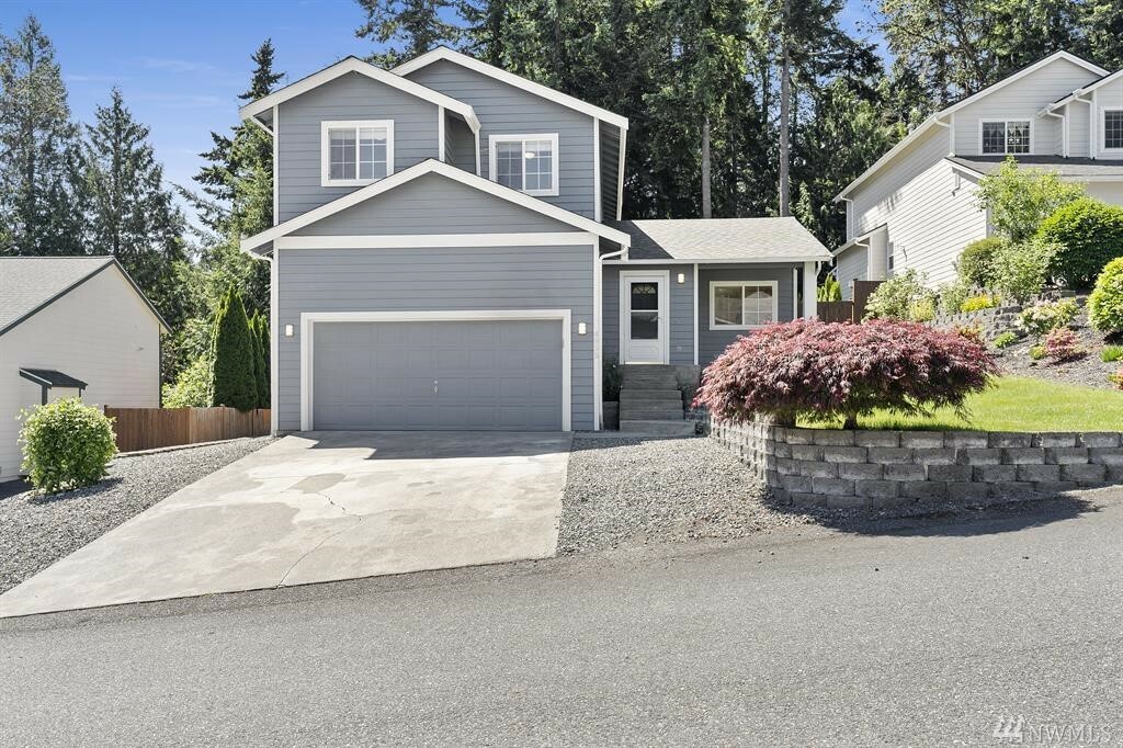 Property Photo:  4955 NW Discovery Ridge Ct  WA 98383 