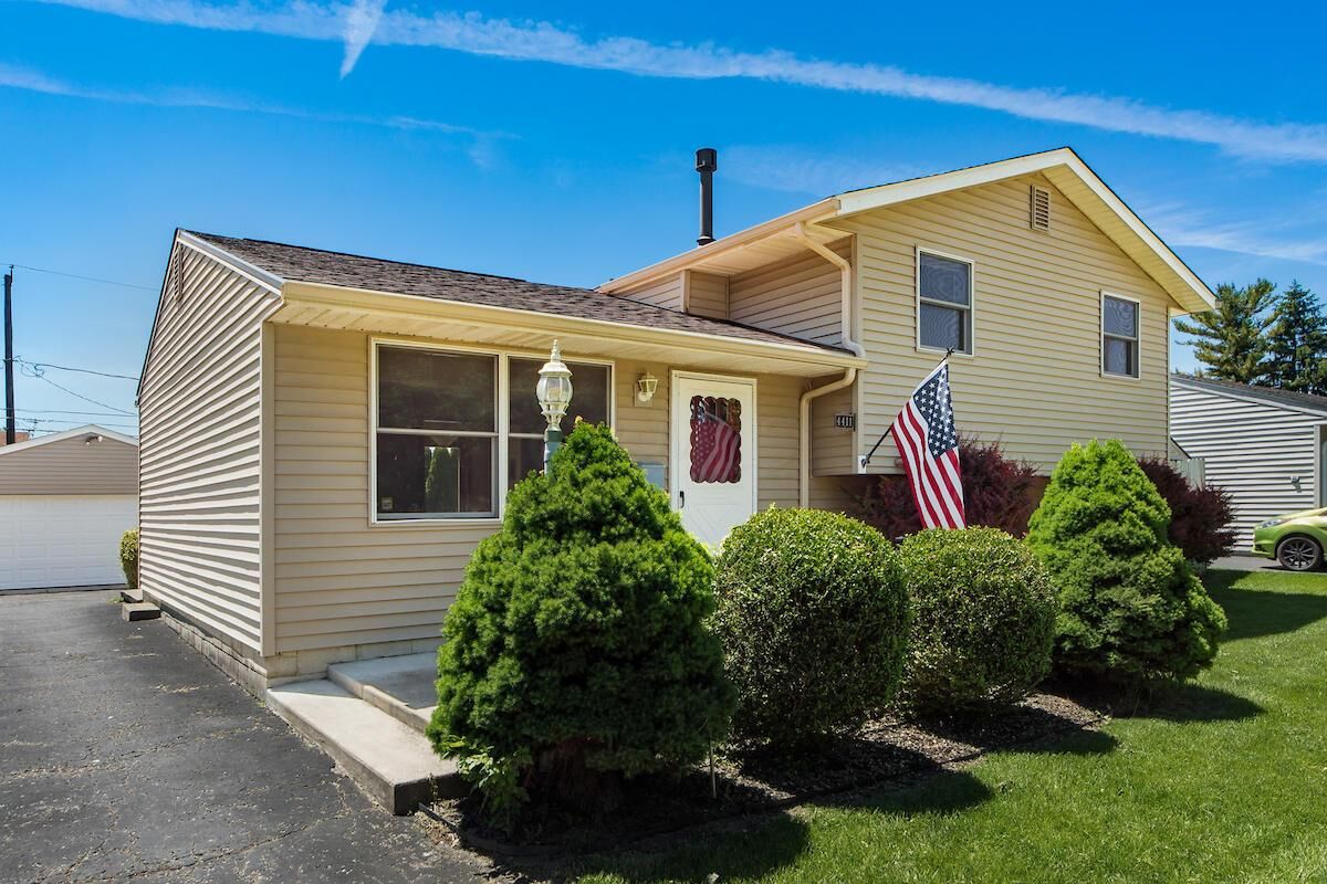 Property Photo:  4411 Paxton S Drive  OH 43026 