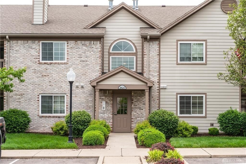 Property Photo:  1820 Piper Lane 104  OH 45440 