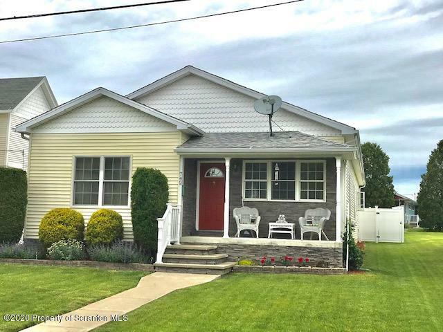 742 Crystal Street  Peckville PA 18452 photo