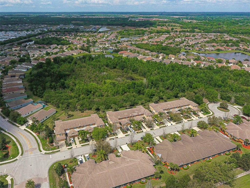 Property Photo: 11540 52nd Court E FL 34219