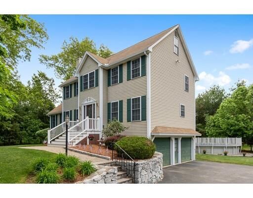 Property Photo:  54 Harjean Road  MA 01821 