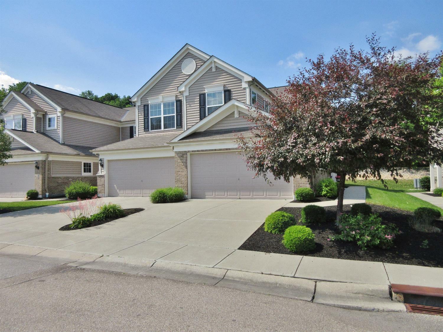 Property Photo: 562 Heritage Square OH 45030